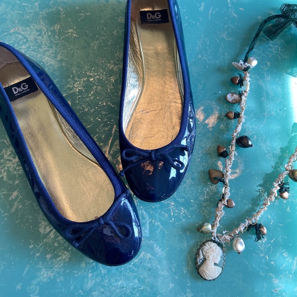 Dolce & Gabbana High Gloss Patent Round Toe Ballet Flats - Picture 1 of 4